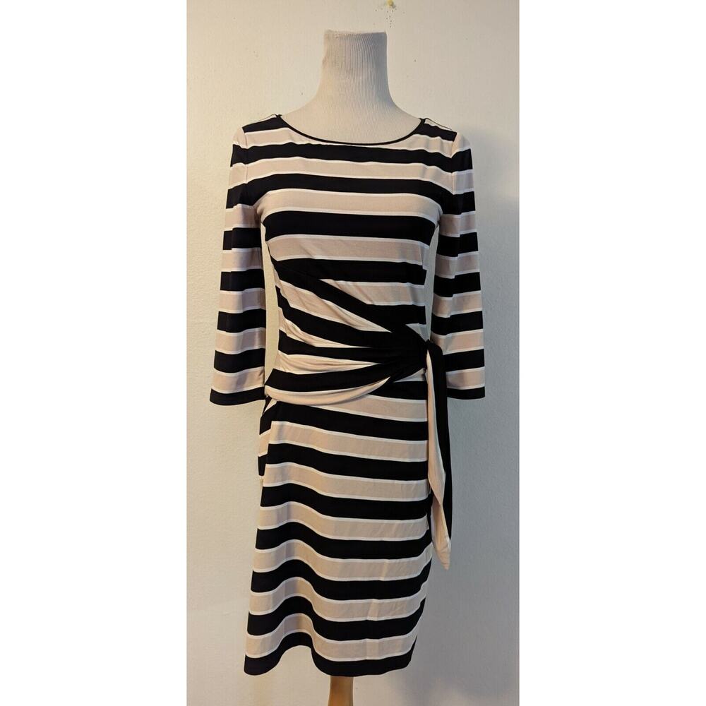 White House Black Market sz 2 Shift Dress knit stretchy multi color stripes E1
